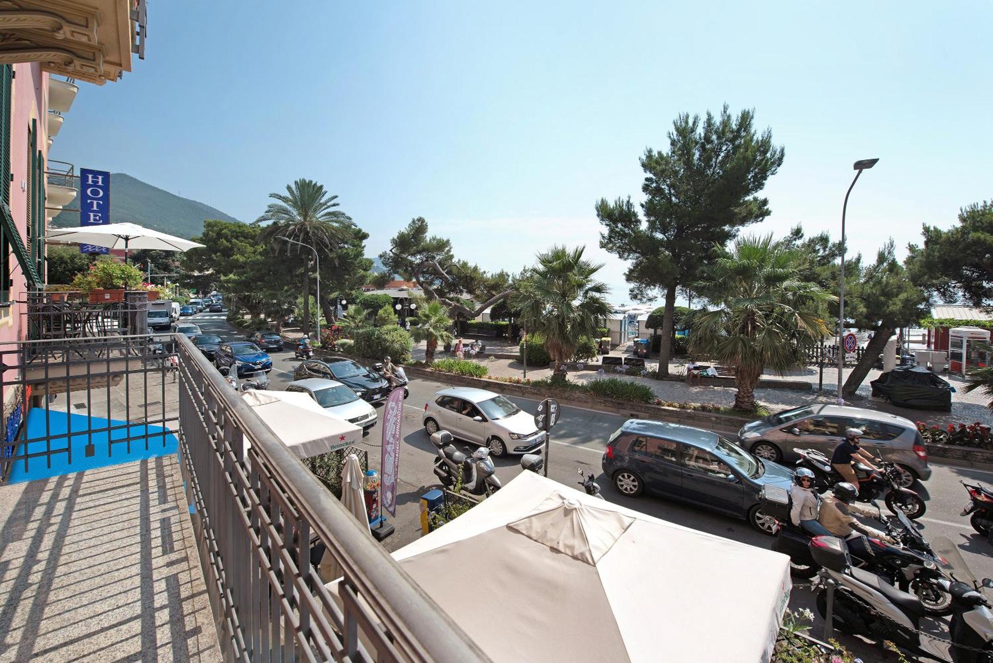 Apartmán La Finestra Sul Mare Arenzano Exteriér fotografie
